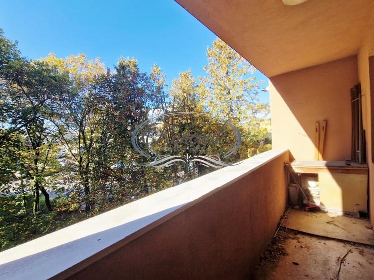 Apartament cu 2 camere semidecomandat, mobilat în Gheorgheni