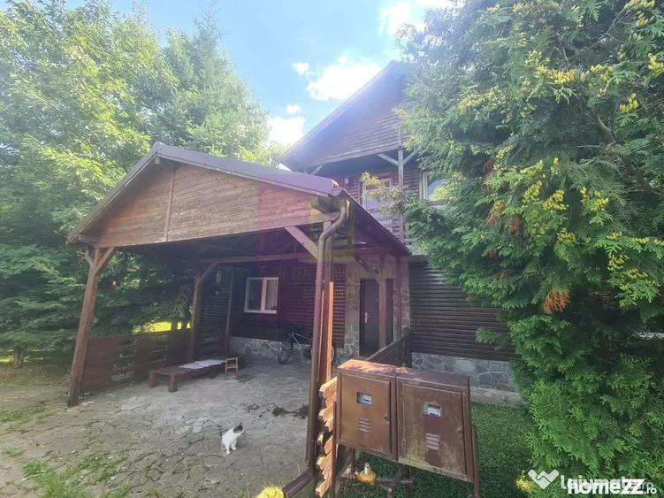 Casă cu 4 camere cu Teren 325 Mp în Brebu