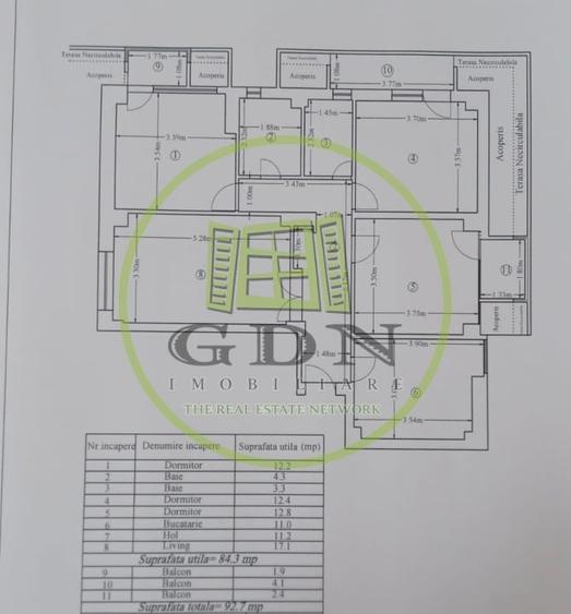 Apartament cu 4 camere decomandat în Lăpuș