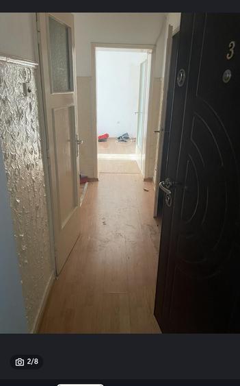 Apartament cu 2 camere semidecomandat în Giurgiului