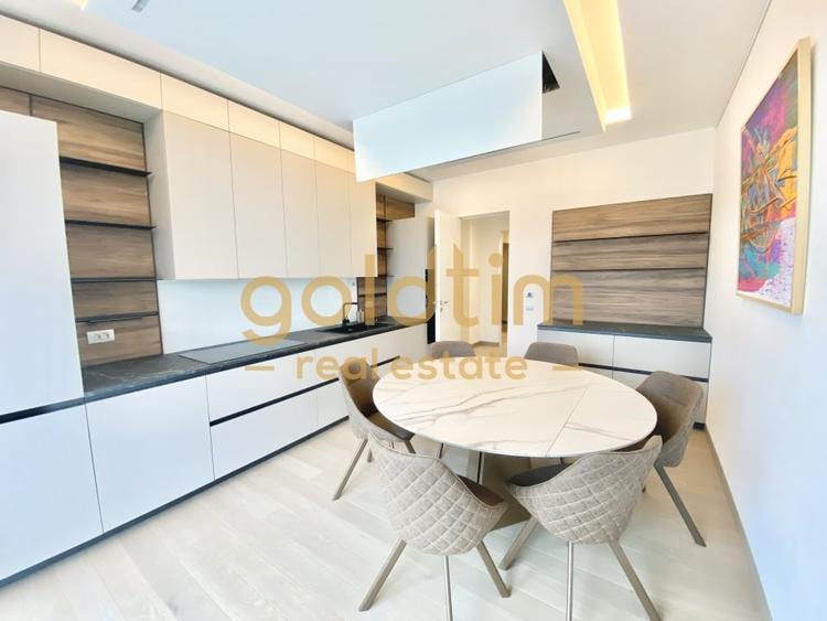 Apartament cu 5 camere decomandat, mobilat în Kiseleff
