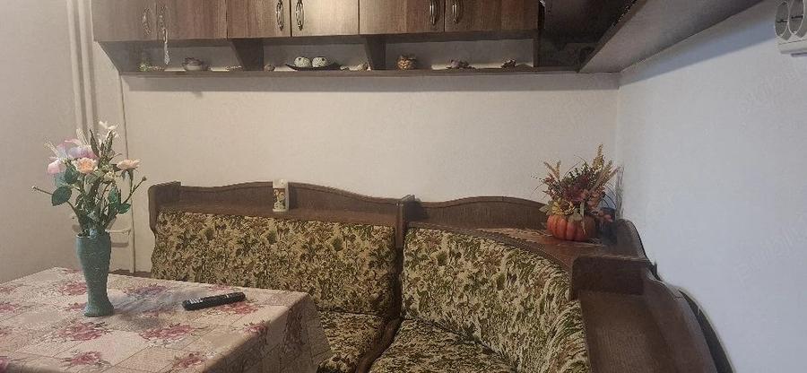 Apartament cu 2 camere decomandat în Lipovei