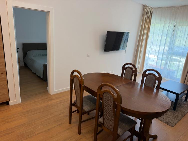 Apartament cu 2 camere decomandat în Florești