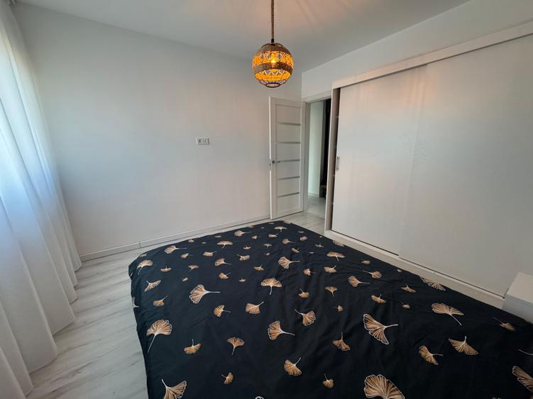 Apartament cu 2 camere decomandat în Vișani