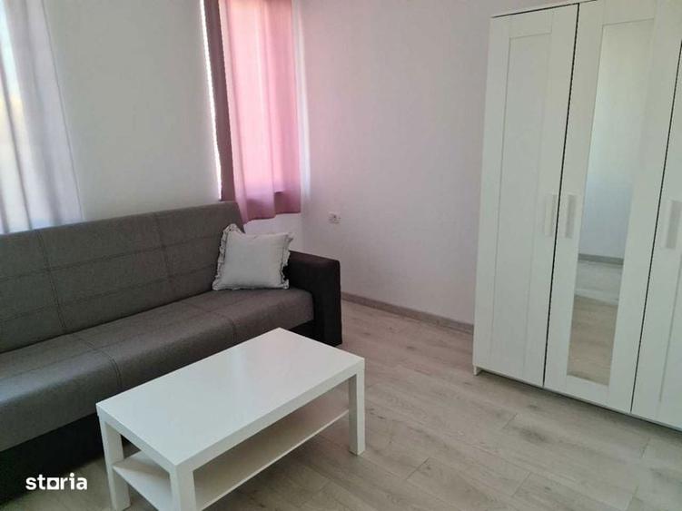 Apartament cu 3 camere în Dumbrăvița