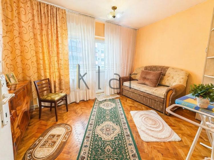 Apartament cu 3 camere decomandat în Mărăști — fotografia 2