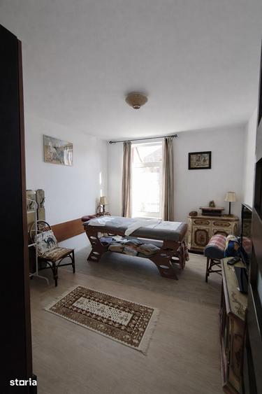 Casă cu 4 camere cu Teren 496 Mp în Gheorgheni