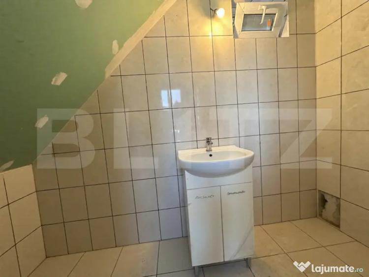 Casa cu 2 locuin?e ?i teren ~200 mp in Doroban?i M? - 3