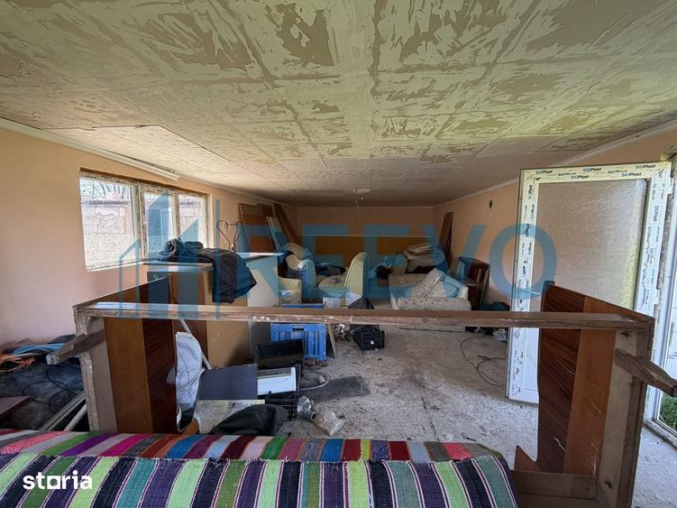 Casă cu 3 camere cu Teren 1800 Mp în Dămienești