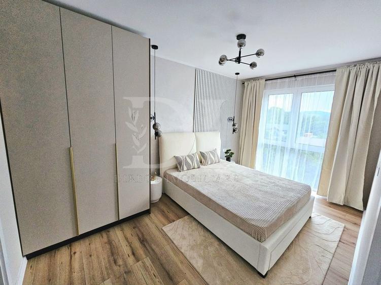 Apartament cu 3 camere decomandat, mobilat în Florești