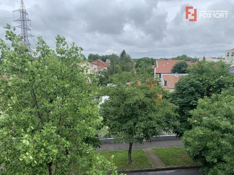 Apartament cu 3 camere decomandat, mobilat în Bogdăneștilor