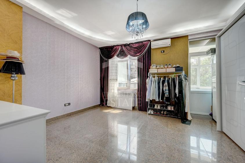 Apartament cu 4 camere decomandat, mobilat în Cișmigiu