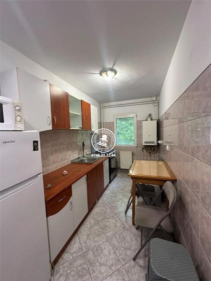 Apartament 2 camere de inchiriat decomandat etajul 1 - Gara - 7