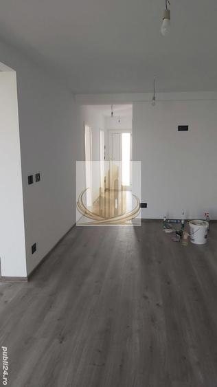 Casă individuală cu 3 camere cu Canalizare în Săcălaz