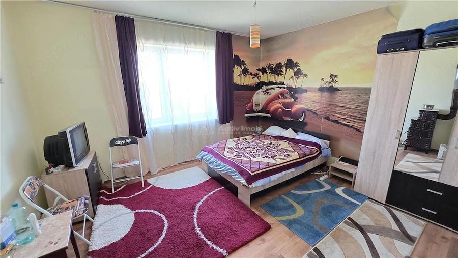 Casă cu Teren 4400 Mp în Petrilova