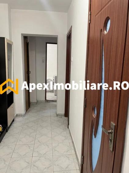 Apartament cu 2 camere decomandat în Grivița