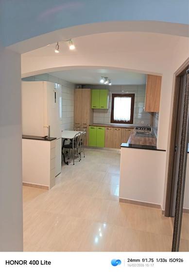Apartament cu 3 camere decomandat în Bistrița Lac