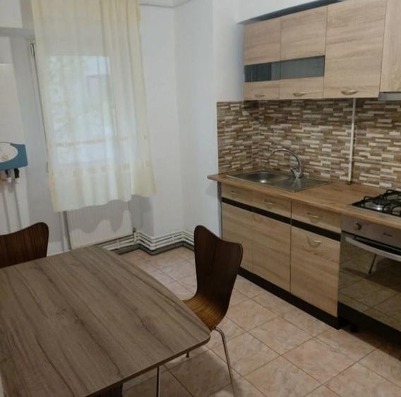 Apartament cu 2 camere decomandat în Cug
