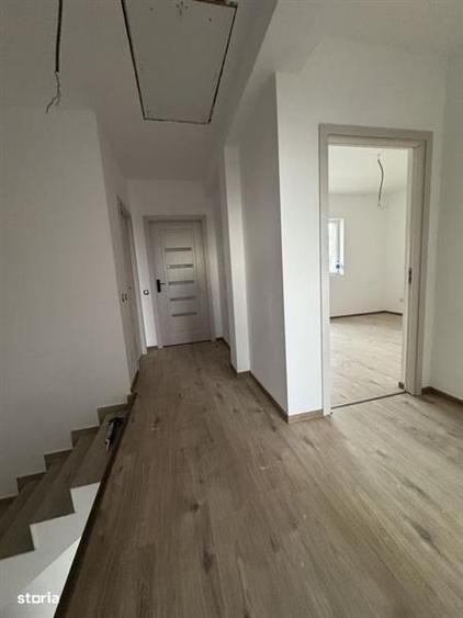 Casă cu 4 camere cu Teren 249 Mp în Central