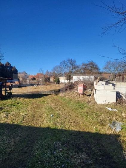 Teren Construcții intravilan de 460 mp, în Sud-Est