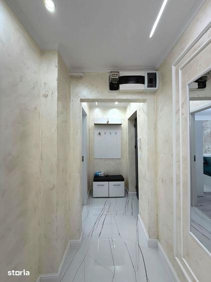Apartament cu 3 camere semidecomandat în Șagului