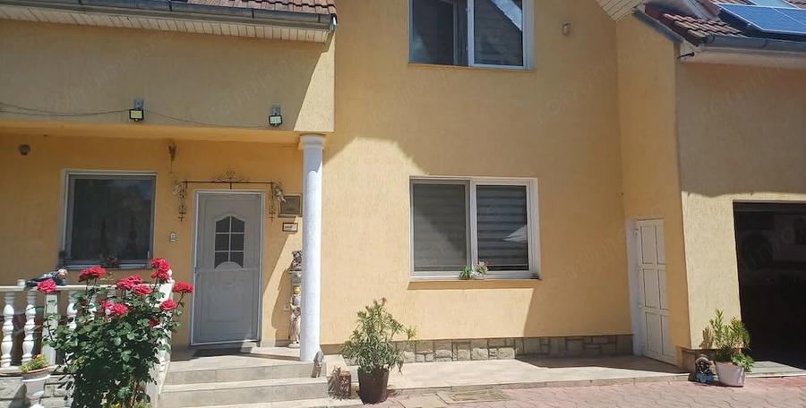 Casă cu 2 camere în Central