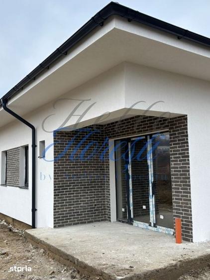 Casă cu 4 camere cu Teren 500 Mp în Chinteni