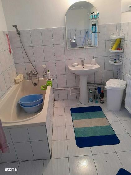 Casă cu 4 camere în Limanu