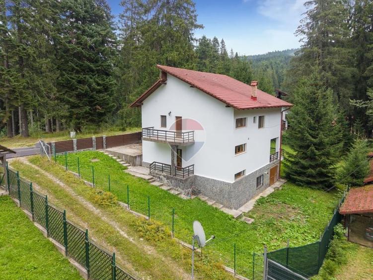 Casă individuală cu 5 camere cu Teren 745 Mp în Cioplea