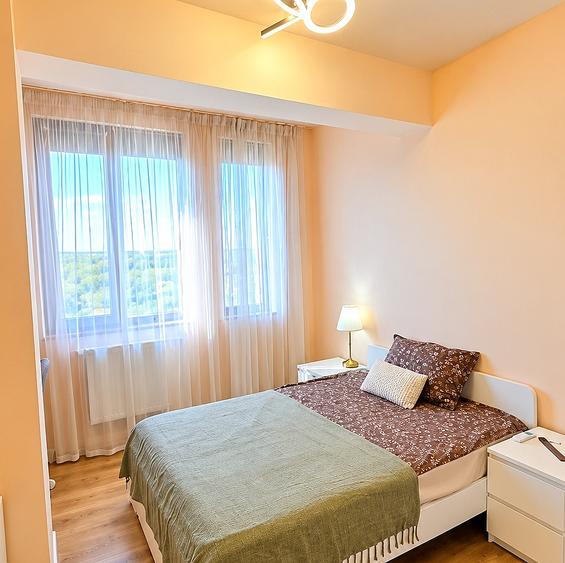 Apartament cu 3 camere decomandat, mobilat în Sisești