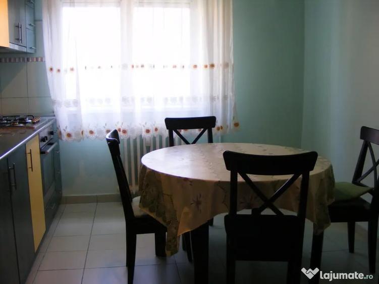 Apartament cu 2 camere semidecomandat în Giurgiului
