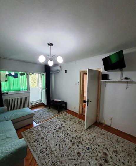 Apartament cu 2 camere decomandat în Iancului