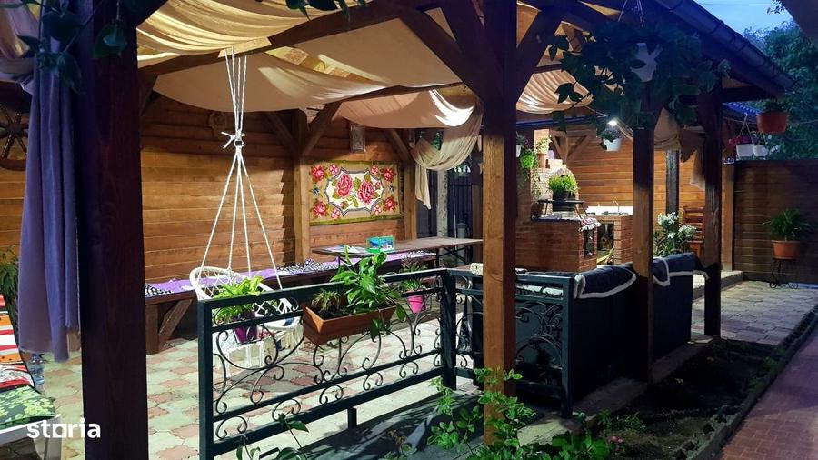 Casă cu 4 camere cu Canalizare în Valea Lupului