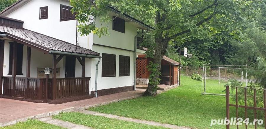 Casă cu 5 camere cu Teren 400 Mp în Hațeg