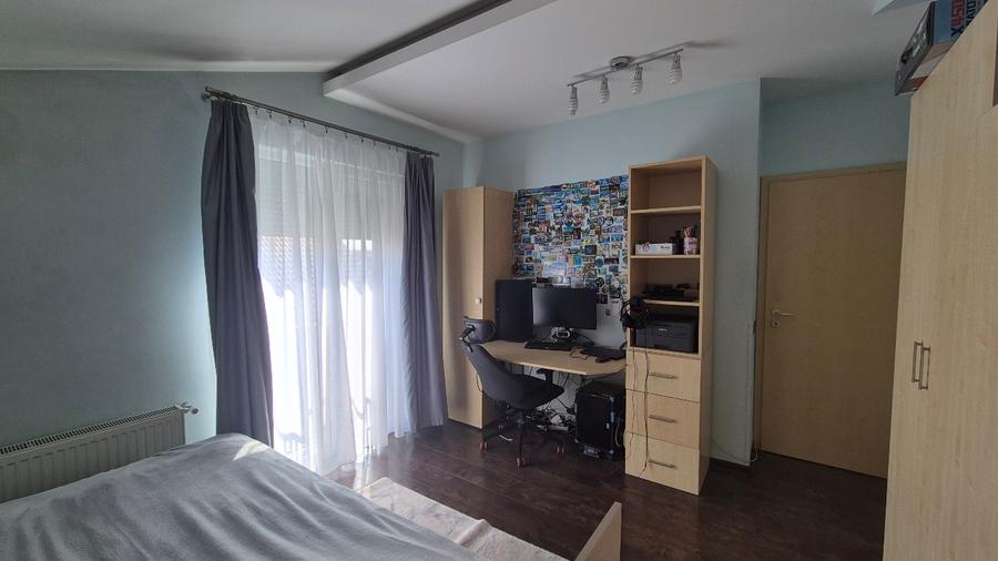 Casă individuală cu 5 camere cu Teren 595 Mp în Săcălaz