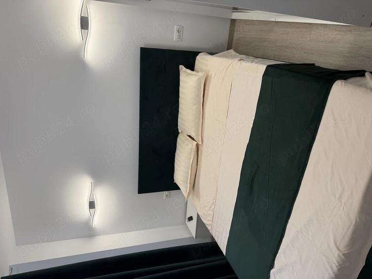 Apartament cu 4 camere decomandat în Central