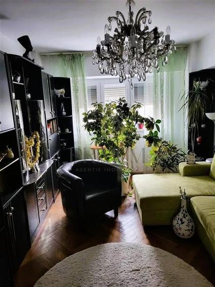 Apartament cu 4 camere decomandat, mobilat în Simion Bărnuțiu