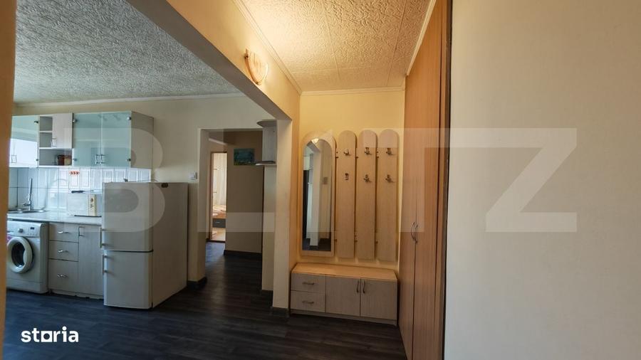Apartament cu 3 camere decomandat în Nufărul