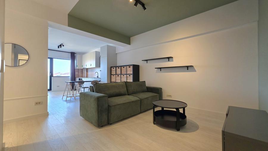 Apartament cu 2 camere semidecomandat, mobilat în Colentina