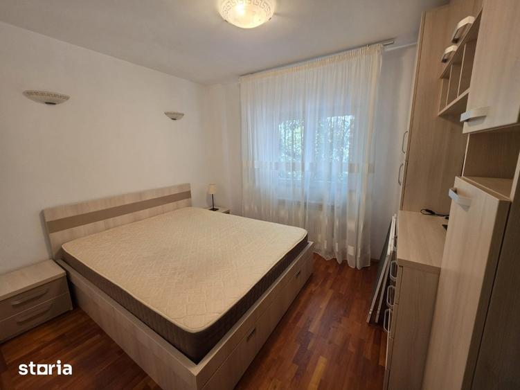 Apartament cu 4 camere decomandat în Colentina