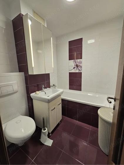 Apartament cu 3 camere semidecomandat în Drumul Taberei