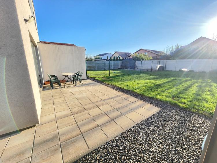 Duplex cu 4 camere cu Canalizare în Moșnița Veche