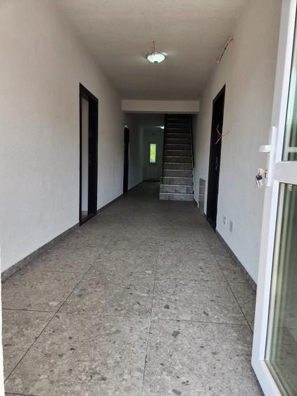 Casă cu 4 camere cu Teren 500 Mp în Lumina