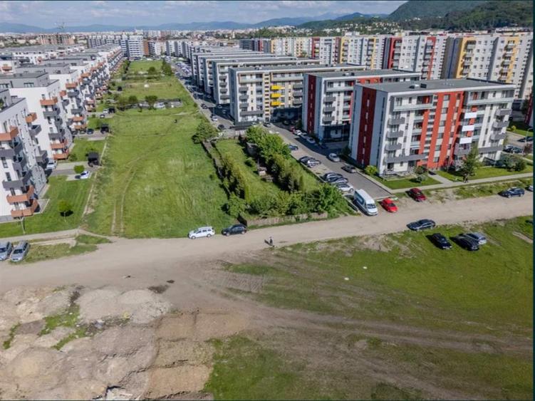 Teren Construcții intravilan de 1000 mp, în Avantgarden