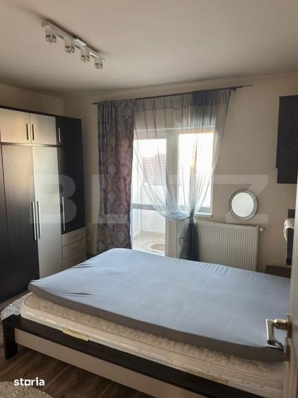 Apartament cu 4 camere decomandat în Est