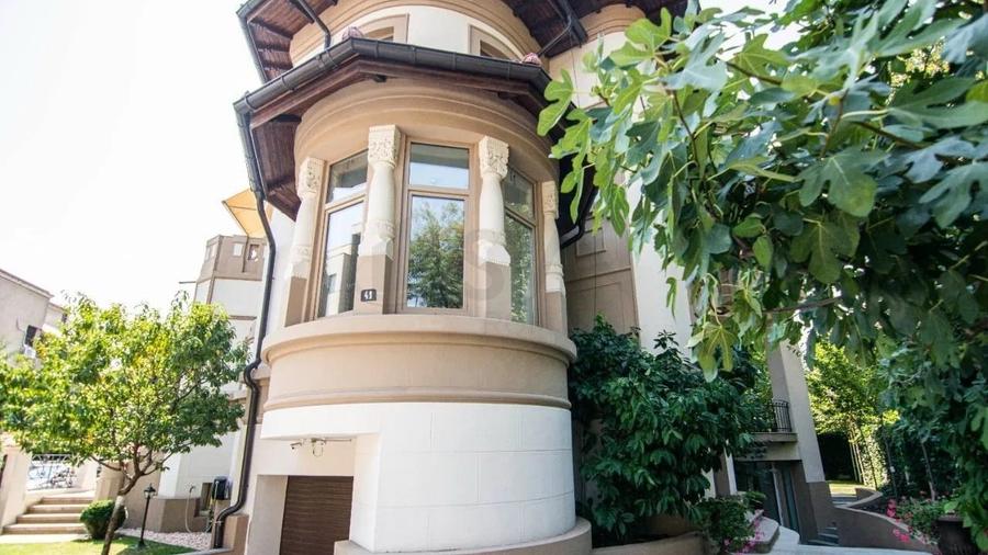 Apartament cu 2 camere decomandat, mobilat în Kiseleff