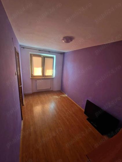 Apartament cu 2 camere nedecomandat în Central