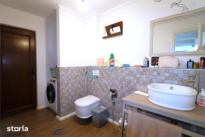 Casă cu 4 camere cu Teren 459 Mp în Telega