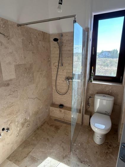 Casă cu 4 camere cu Teren 301 Mp în Corbeanca