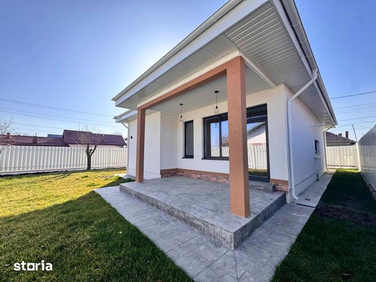 Casă cu 4 camere cu Teren 350 Mp în Central